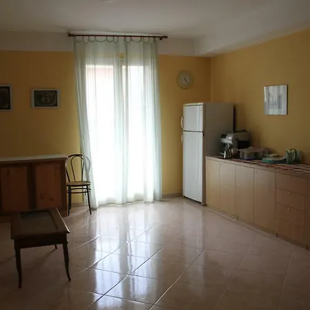 Garden House Bed & Breakfast